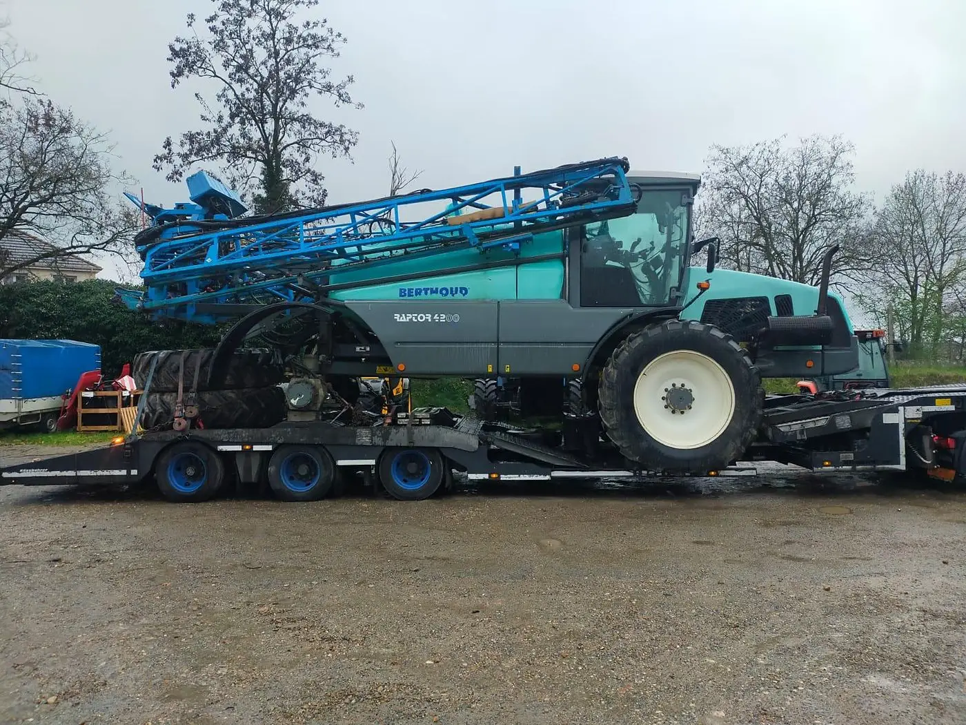 Mașină de erbicidat Berthoud Raptor 4200, Franța - România - OL Speditionwagon